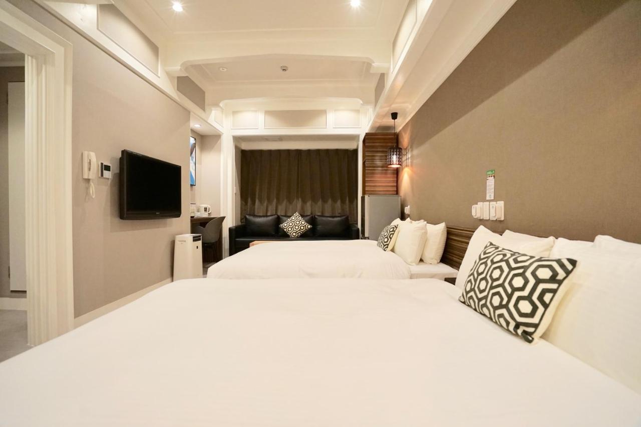 Hotel 88 Shinsaibashi Oszaka Kültér fotó