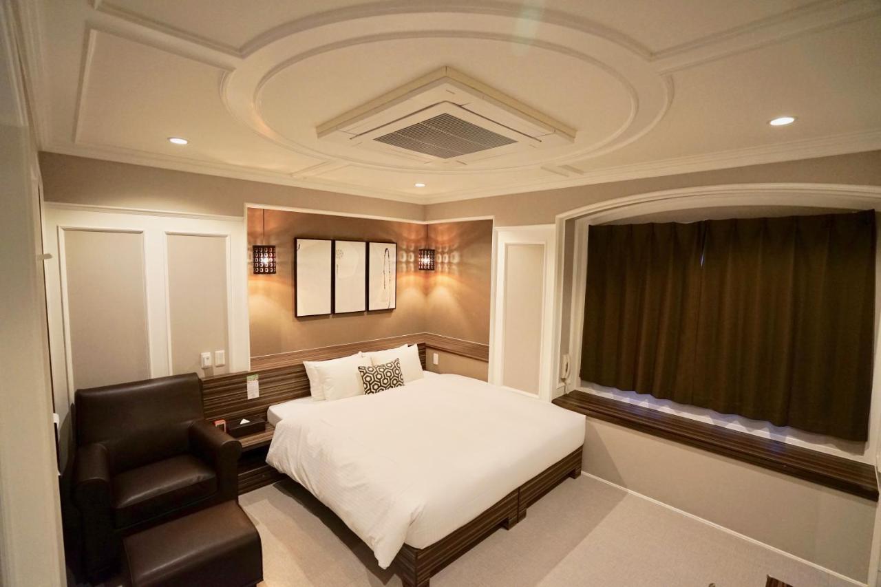 Hotel 88 Shinsaibashi Oszaka Kültér fotó