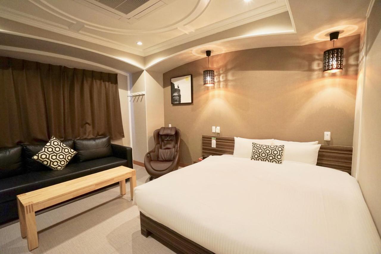 Hotel 88 Shinsaibashi Oszaka Kültér fotó