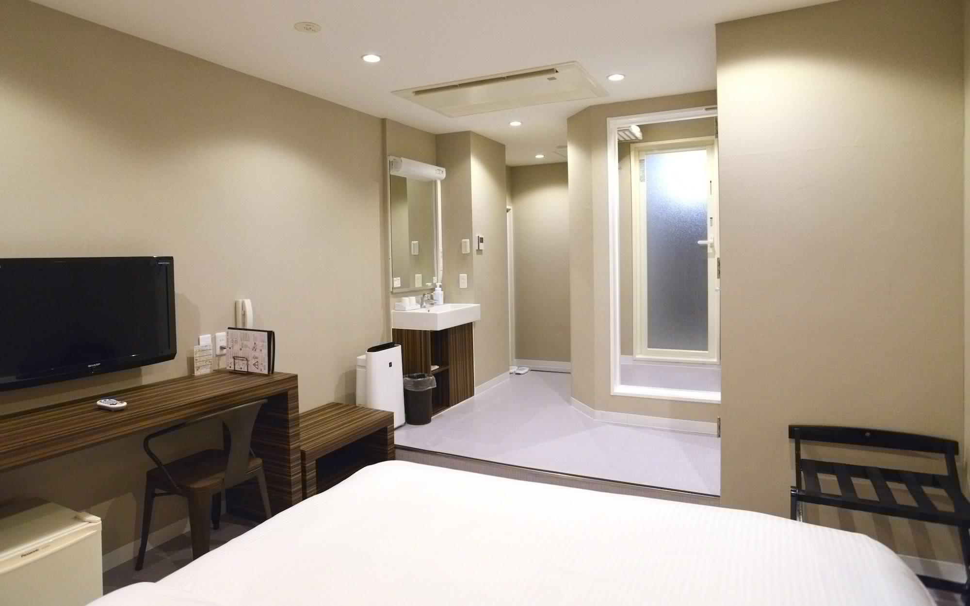 Hotel 88 Shinsaibashi Oszaka Kültér fotó